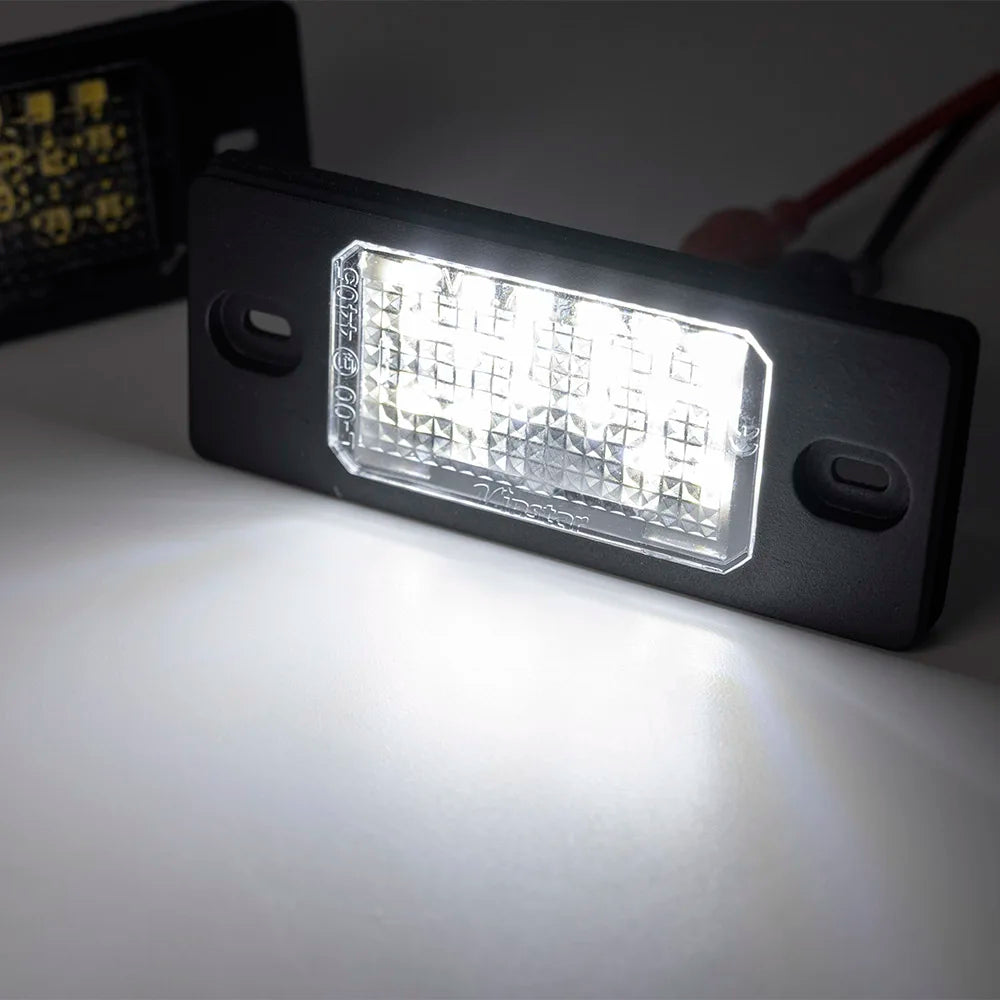 LED Número de matrícula Luz da placa, Lâmpadas da cauda para VW Tiguan 09-12 Golf 5 Touareg MK1 Passat B5.5 Porsche Cayenne 955 957 02-10, 2PCs