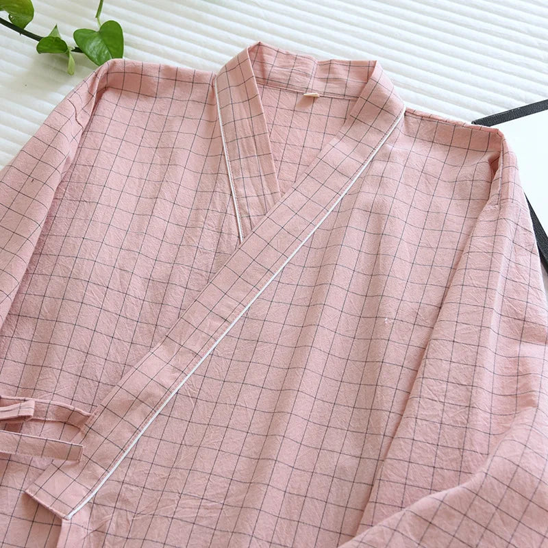Pijama quimono xadrez e xadrez para casal, pijama de algodão lavado com decote em v, roupas de dormir de três quartos, fino para homens e mulheres, 2 peças