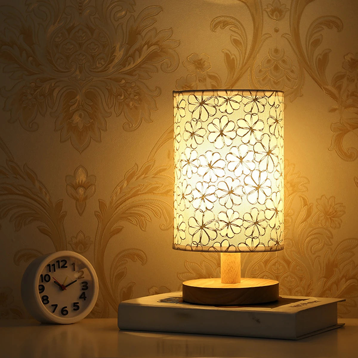 Candeeiro de mesa de linho LED Candeeiro de noite de linho com luz branca quente Candeeiro de cabeceira de linho alimentado por USB de madeira ao lado da lâmpada