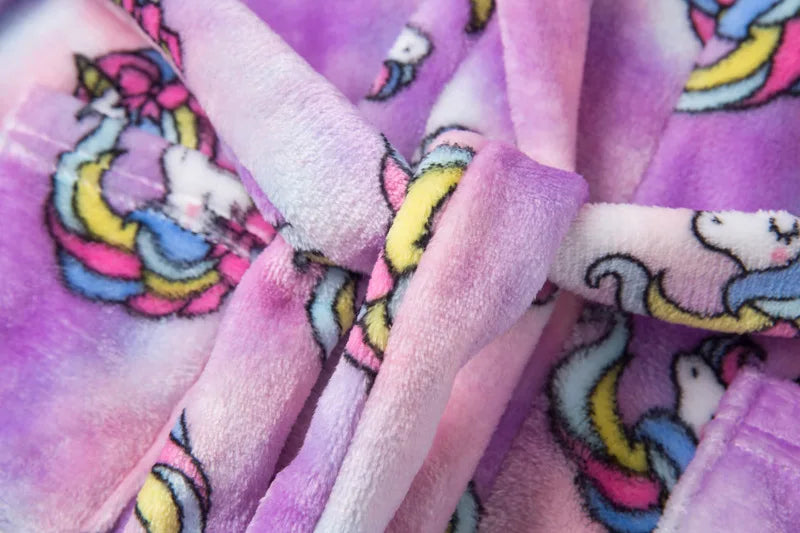 Roupão de banho infantil de dinossauro com capuz, pijama de unicórnio de desenho animado para meninos, roupões de banho de lã para meninas, roupa de dormir para bebês