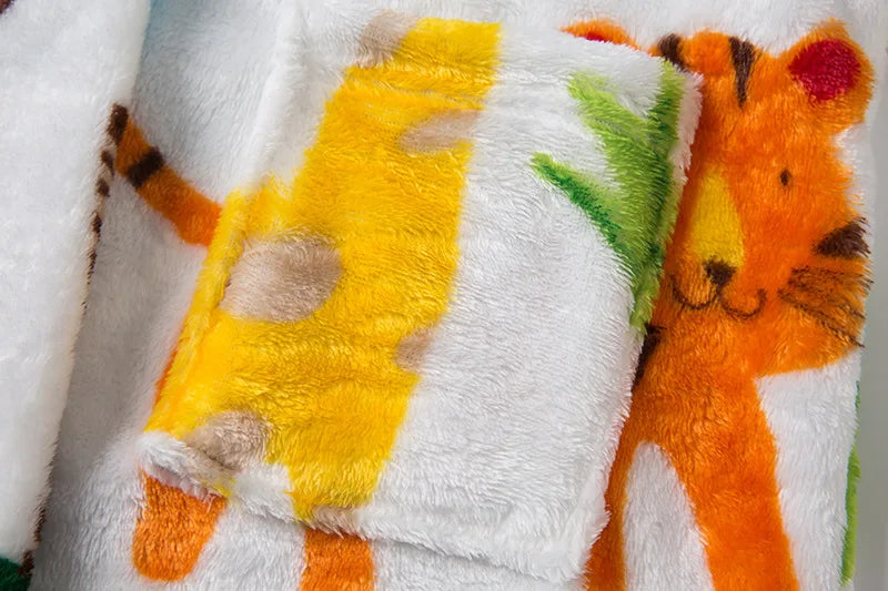 Crianças pijamas macios roupão de flanela de inverno 2025 novo dos desenhos animados bonito pijamas meninos meninas outono roupões com capuz homewear