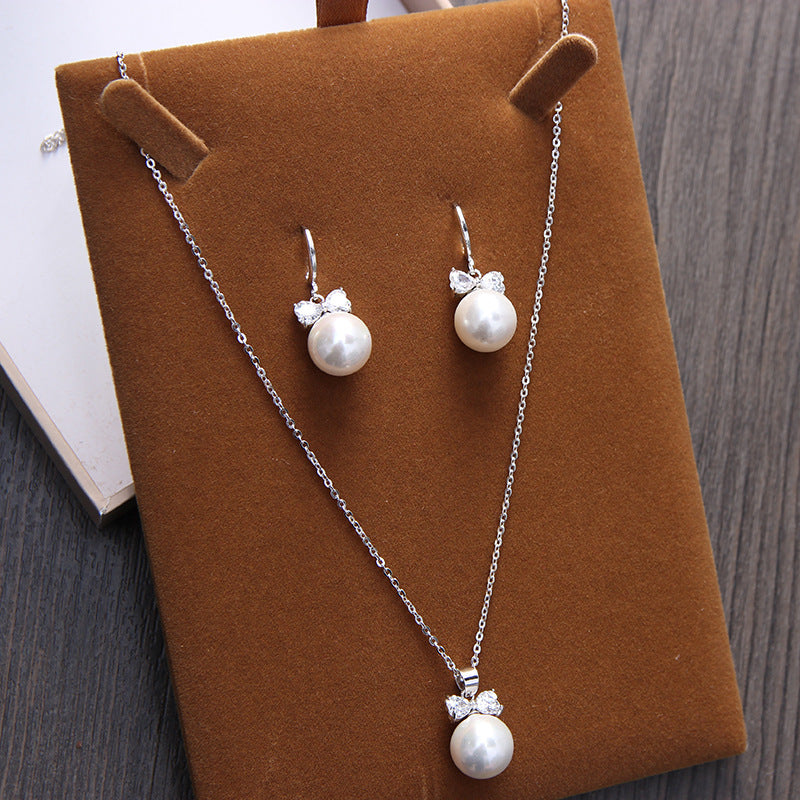 Conjunto de Joias para Noiva: Colar e Brincos Simples de Pérola & Zircônia