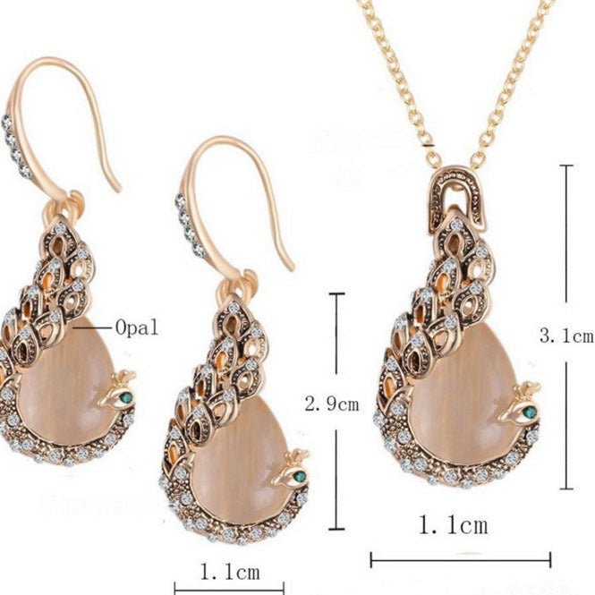 Vintage Water Drop Necklace and Earrings Set with Stones